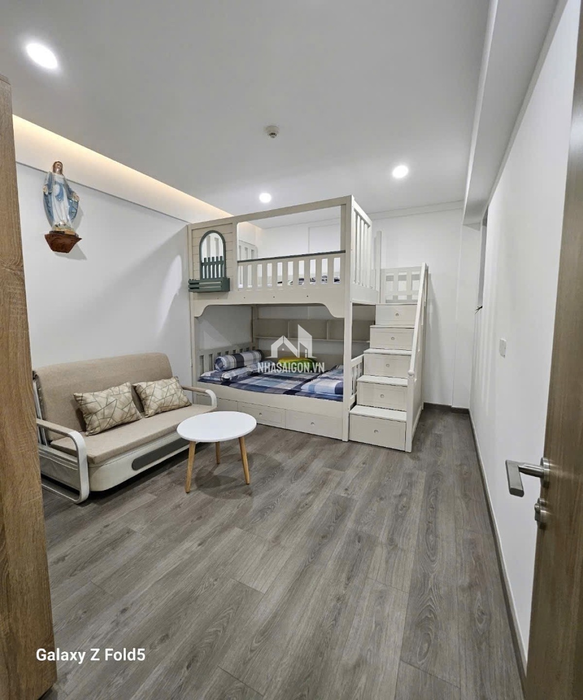 Cho thuê căn hộ Celadon city Skylinked Diamond Alnatar Plus